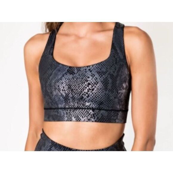 NWOT IVL Collective Snakeskin Crossbosy Straps Athlethic Sports Bra Women's 4 - Picture 1 of 10
